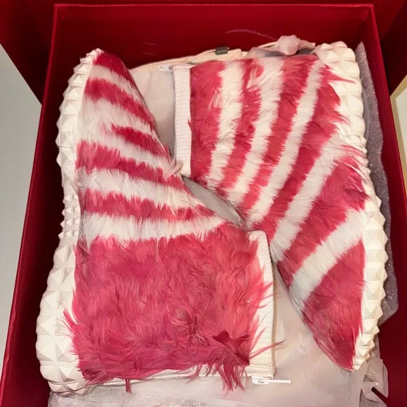 $1,795  NEW Valentino Garavani Goose Feather Zip-Up Sneakers (37 EU)  NIB - Picture 2 of 10